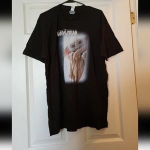 Star Wars Disney The Mandelorian Baby Yoda Men's Black T-Shirt Size XL
